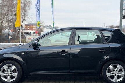 Kia ceed / Ceed 148.940 km 4.370 &euro; Aschaffenburg 63741