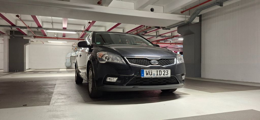 Kia ceed / Ceed 149.000 km 4.400 &euro; Würzburg 97078