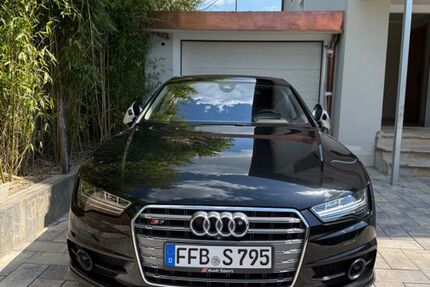 Audi S7