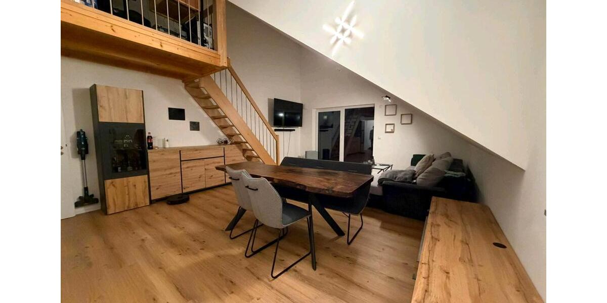 Dachgeschoßwohnung Nittendorf - 2 Zimmer, 70 m&sup2;, 820&euro; | Angebot:25409056