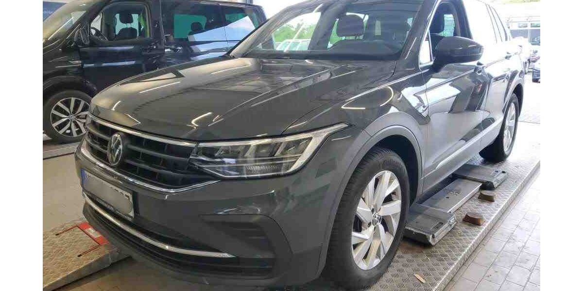 VW Tiguan 44.457 km 26.440 &euro; Wesel 46483