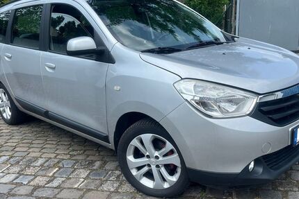 Dacia Lodgy 66.000 km 6.300 &euro; Düsseldorf 40597