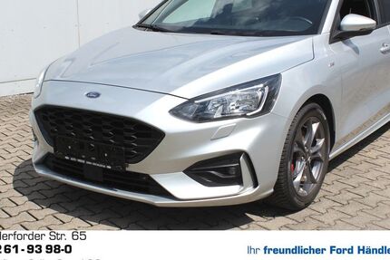 Ford Focus 68.000 km 17.990 &euro; Bad Salzuflen 32107