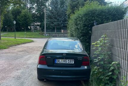 Opel Vectra 142.000 km 2.000 &euro; Roßwein 04741