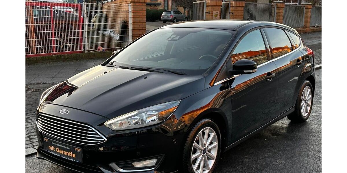Ford Focus 83.198 km 10.980 &euro; BERLIN 13409