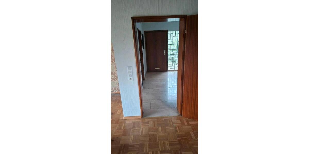 Bungalow Schiffweiler - 3 Zimmer, 120 m&sup2;, 200.000&euro; | Angebot:26412759