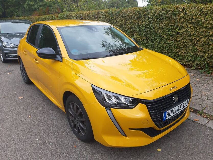 Peugeot 208 19.000 km 14.500 € Homburg 66424