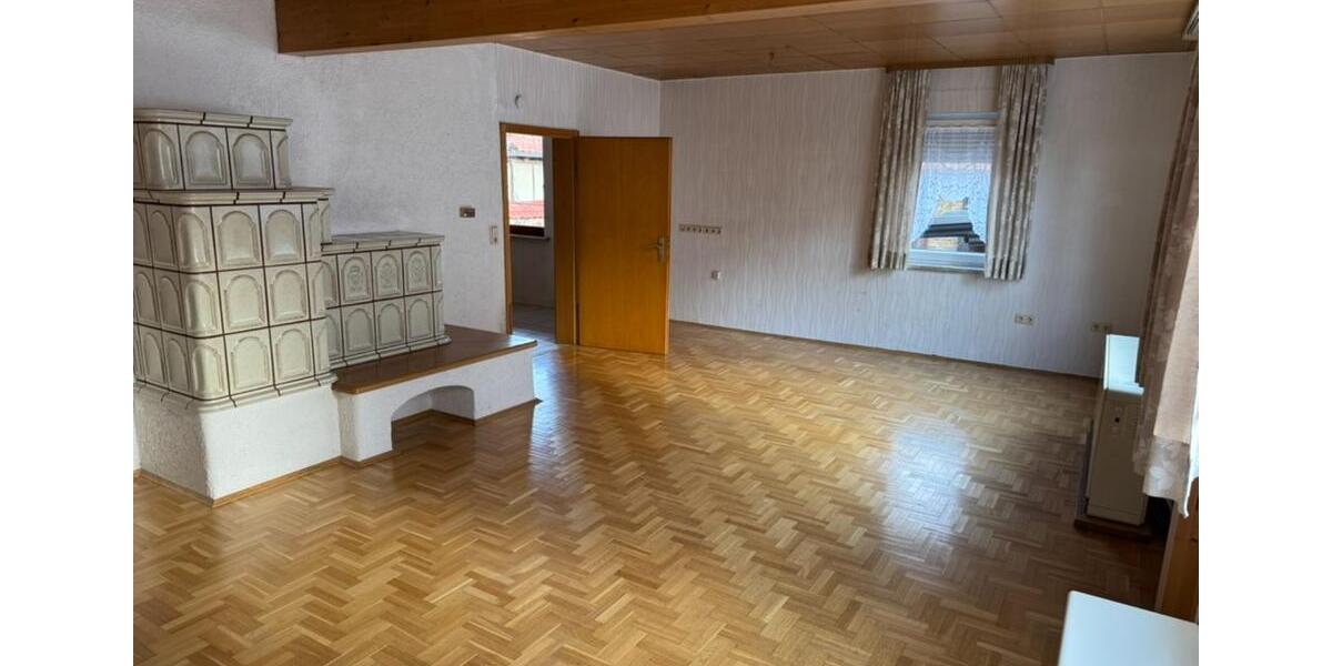 Erdgeschoßwohnung Bovenden - 2 Zimmer, 91 m&sup2;, 650&euro; | Angebot:25381880