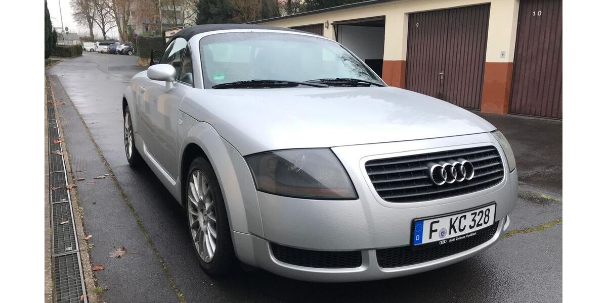 Audi TT 326.500 km 3.050 &euro; Frankfurt am Main 60433