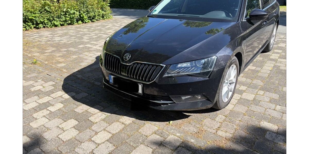 Skoda Superb 174.900 km 12.000 &euro; Anröchte 59609