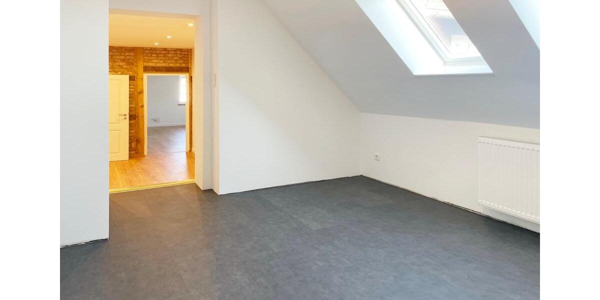 Etagenwohnung Burgwedel - 4 Zimmer, 118 m&sup2;, 1.190&euro; | Angebot:26348229
