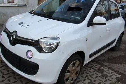 Renault Twingo 199.997 km 2.690 &euro; Halle 06130