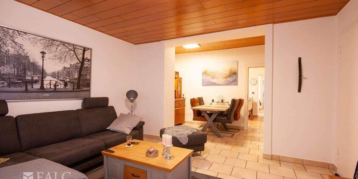 Mehrfamilienhaus, Wohnhaus Düren Distelrath - 8 Zimmer, 359.000&euro; | Angebot:24452727