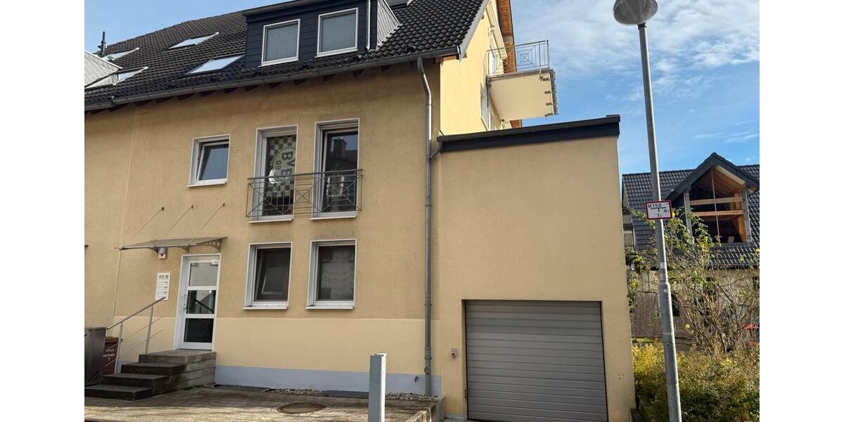 Große Eigentumswohnung Ratingen Süd mit Garten 4 zimmer