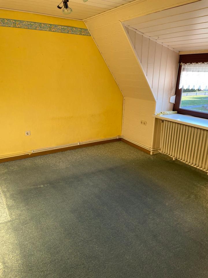 Doppelhaushälfte in Cäciliengroden mit großem Garten
