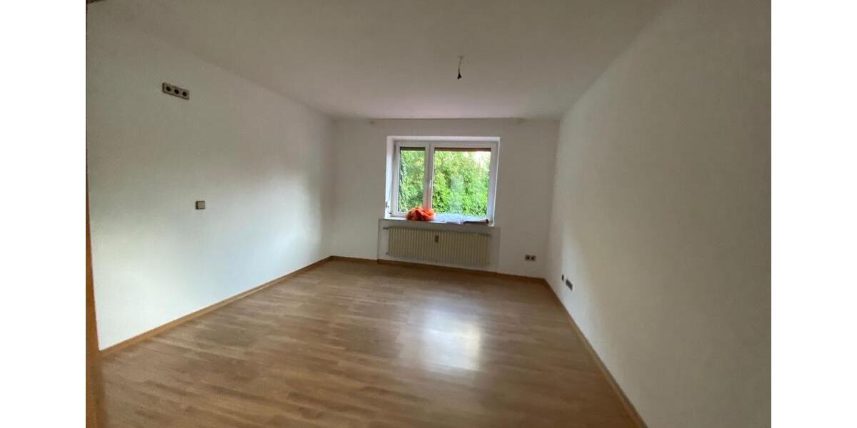 Erdgeschoßwohnung Uslar - 2 Zimmer, 88 m&sup2;, 550&euro; | Angebot:26366791