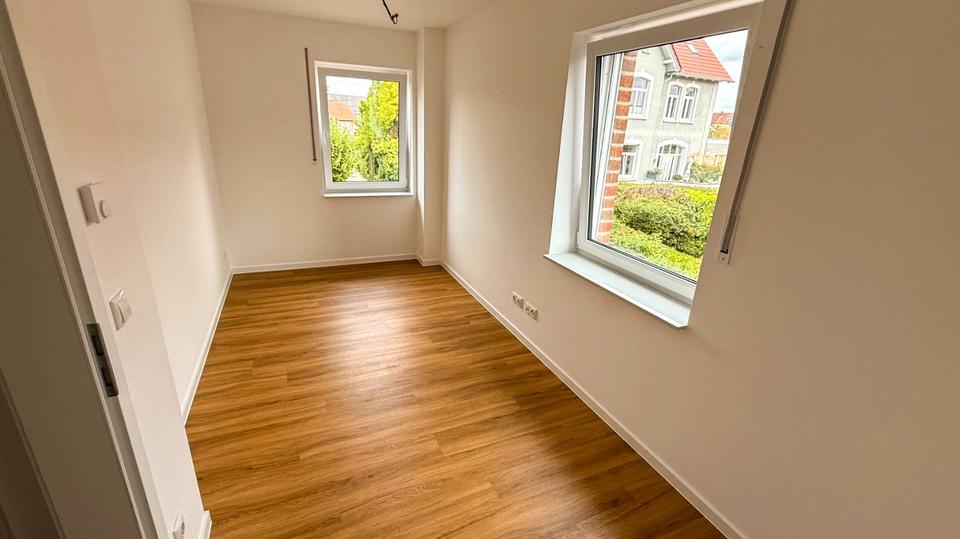 Reihenhaus Braunschweig Heidberg-Melverode - 6 Zimmer, 165 m&sup2;, 2.250&euro; | Angebot:26470338
