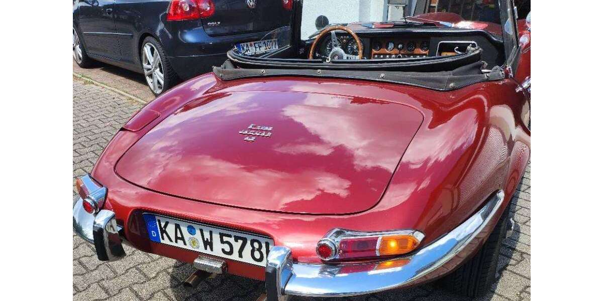 Jaguar E-Type 23.000 km 44.444 &euro; Linkenheim-Hochstetten 76351