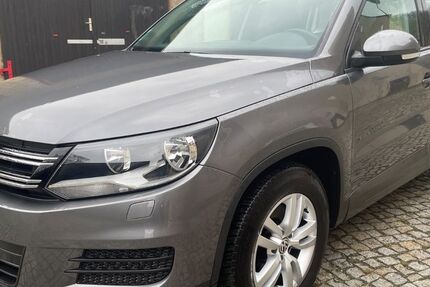 VW Tiguan 129.700 km 8.800 &euro; Reinsberg 09629