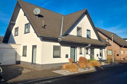 Haus Emmerich am Rhein - 5 Zimmer, 113 m&sup2;, 349.999&euro; | Angebot:26415798