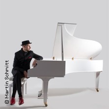 Schmitt singt Jürgens - Die Udo Jürgens Show mit Sinfonieorchester & Band 28.12.2025 Kulturpalast Dresden