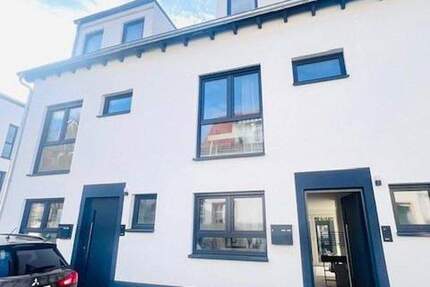 Modernes Neubau-Townhaus in Mainz 5 zimmer