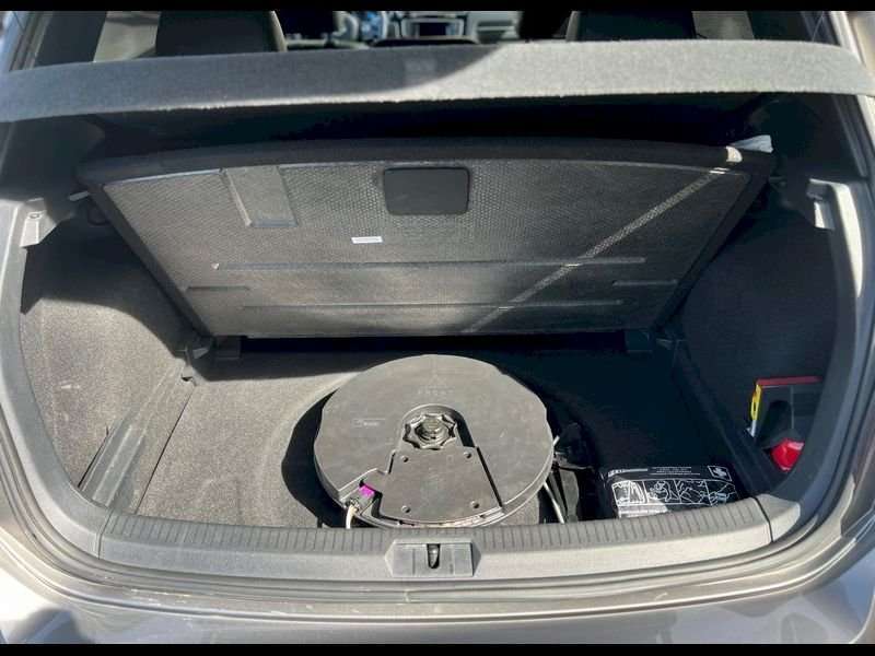 Dacia Logan 228.000 km 3.120 € Oberhausen 46047