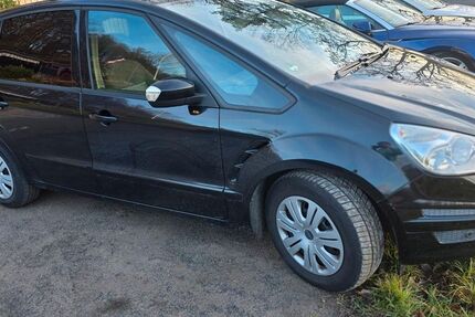 Ford S-Max 233.000 km 3.900 &euro; Keltern 75210