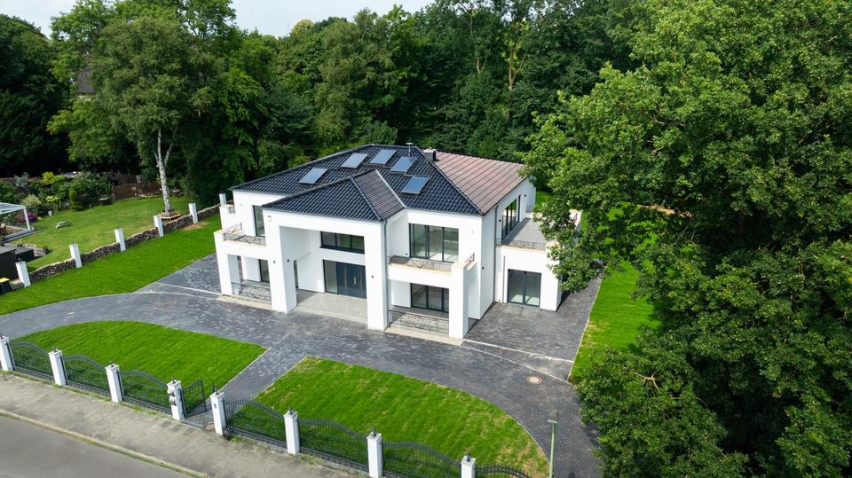 Villa Bremerhaven Wulsdorf - 7 Zimmer, 488 m&sup2;, 1.050.000&euro; | Angebot:26883913