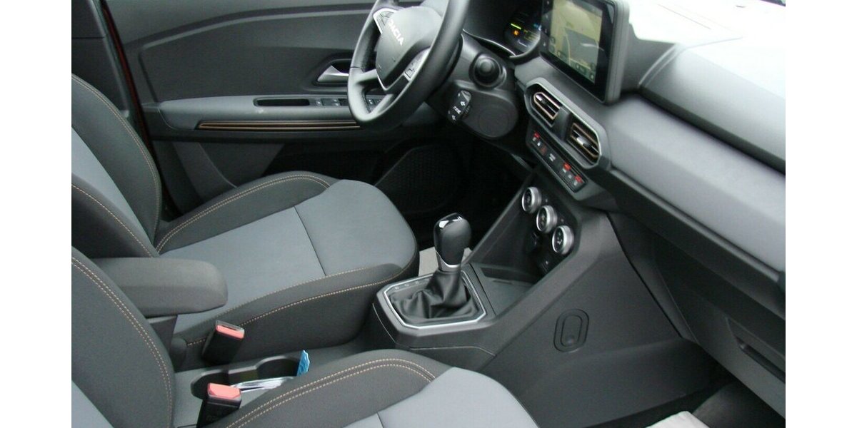 Dacia Jogger 1.6 Hybrid Extreme 140 LED Kamera Totwinkel 10.524 km 22.890 &euro; Falkensee 14612