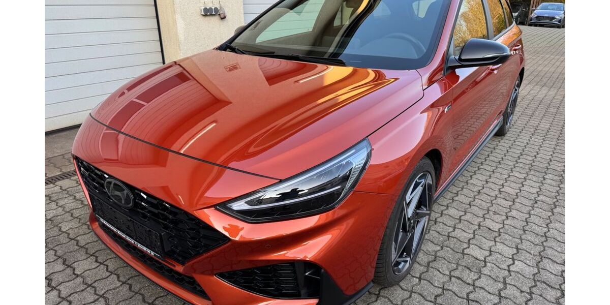 Hyundai i30 5.850 km 25.250 &euro; Leipzig 04357