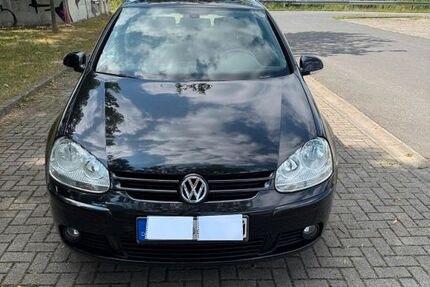 VW Golf 134.000 km 2.800 &euro; Fürstenwalde 15517
