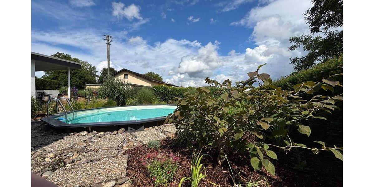 Mehrfamilienhaus, Wohnhaus Runkel Dehrn - 4 Zimmer, 111 m&sup2;, 1.079&euro; | Angebot:25748519