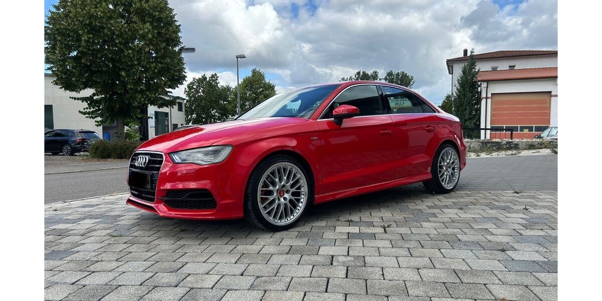Audi A3 94.000 km 17.890 € Bodelshausen 72411