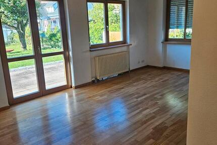 Haus Oberkirch - 5 Zimmer, 149 m&sup2;, 1.950&euro; | Angebot:26025762