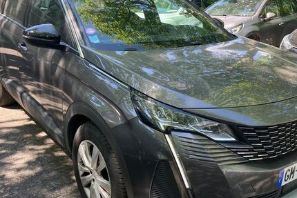 Peugeot 5008 147.000 km 14.637 &euro; Hofheim am Taunus 65719