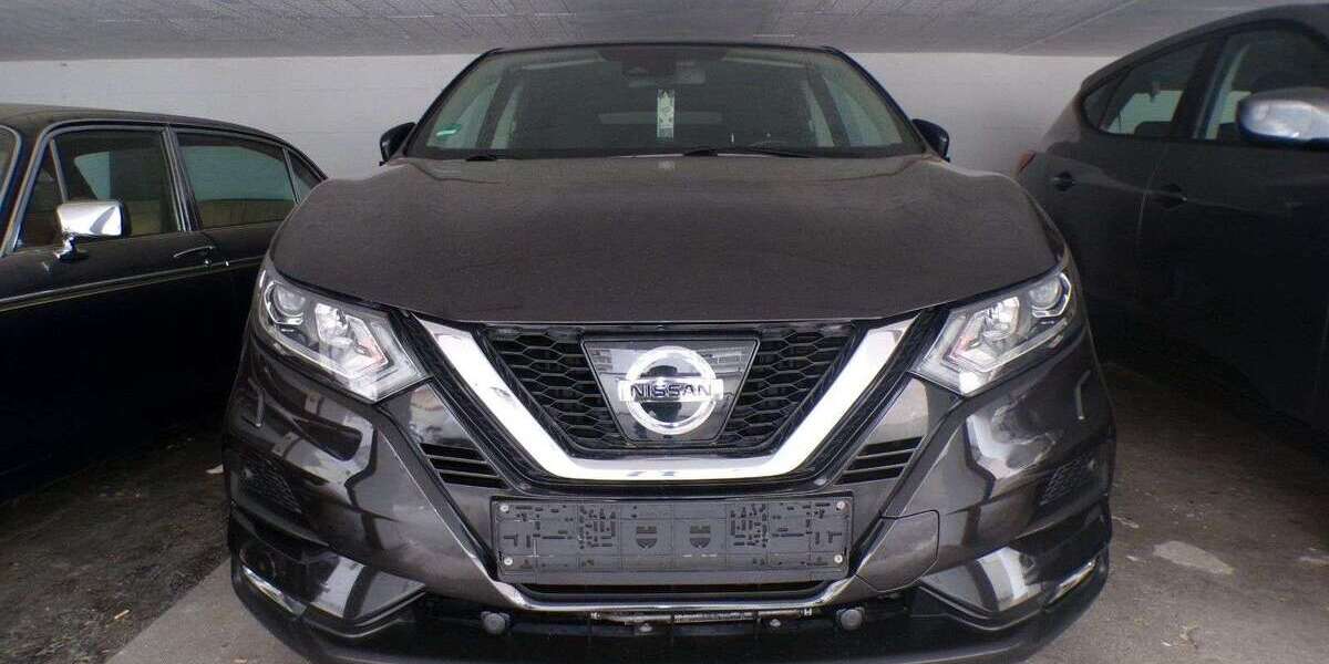Nissan Qashqai 144.000 km 9.990 &euro; Pforzheim 75172