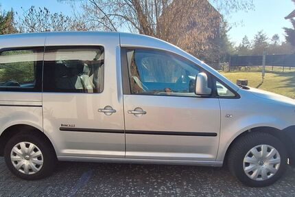 VW Caddy 86.000 km 11.950 &euro; Berlin 12524