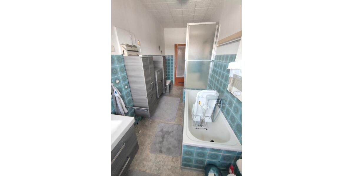 Dachgeschoßwohnung Wilhelmshaven Fedderwardergroden - 3 Zimmer, 79 m&sup2;, 350&euro; | Angebot:26422307