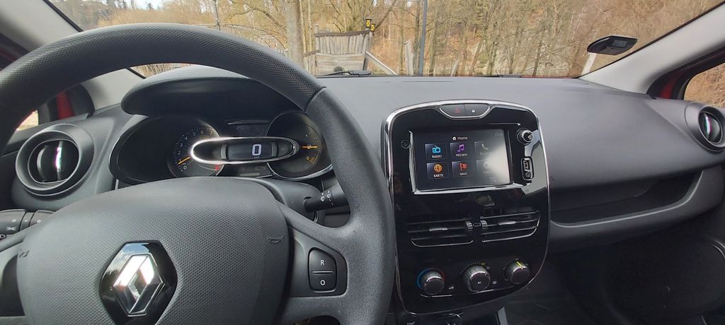 Renault Clio 74.800 km 4.400 &euro; Rosenthal am Rennsteig 07366