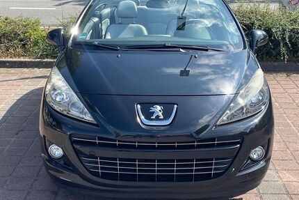 Peugeot 207 132.375 km 3.999 &euro; Hamburg 22049