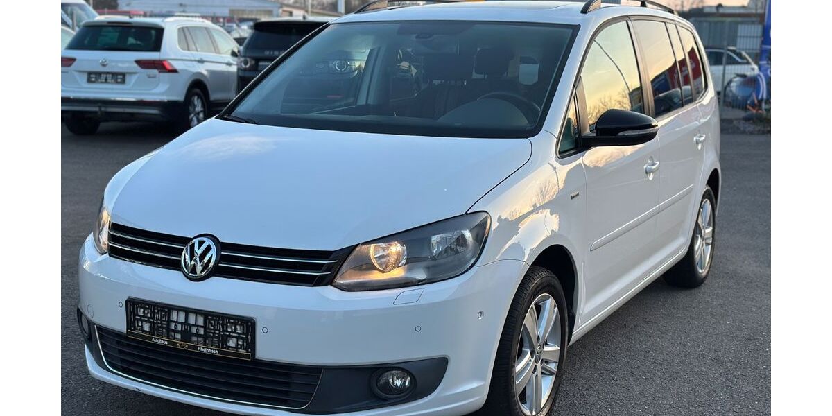VW Touran 117.000 km 12.300 &euro; Rheinbach 53359