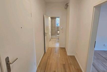 Helle, frisch sanierte 2-Zimmer-Wohnung Hannover-Südstadt zimmer