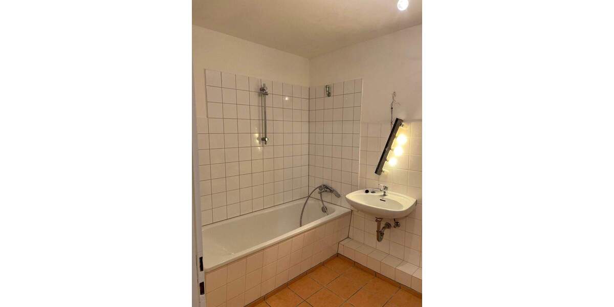 Etagenwohnung Braunschweig Querum - 2 Zimmer, 86 m&sup2;, 700&euro; | Angebot:25250475