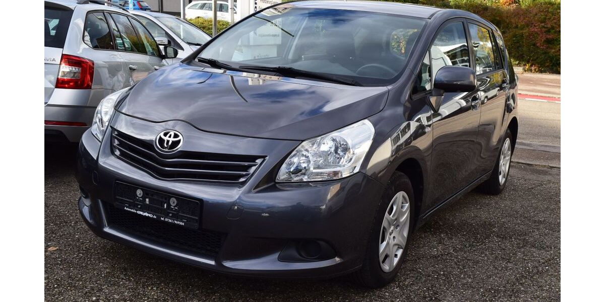 Toyota Verso 121.000 km 7.980 € Aalen 73431