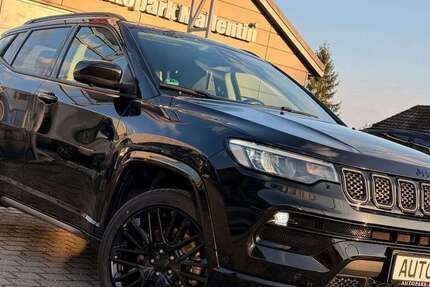 Jeep Compass 85.000 km 22.788 &euro; Mallentin bei Lübeck(B105) 23936