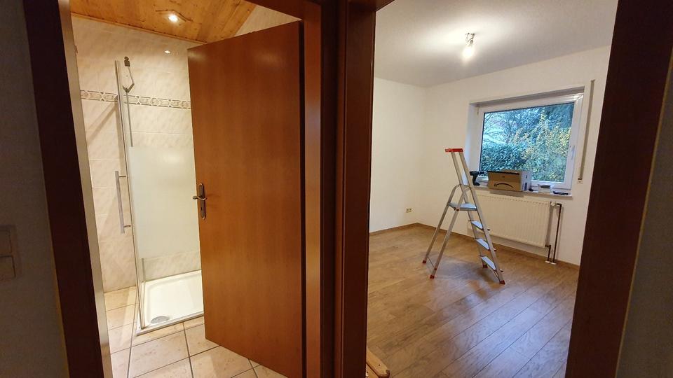 Idyllische Haushälfte, Erdgeschoß, Keller, Terasse, Garten 2 zimmer