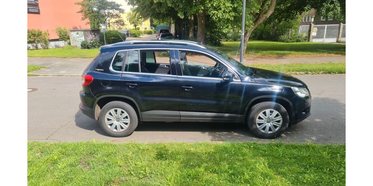 VW Tiguan 283.000 km 6.899 &euro; kiel 24109