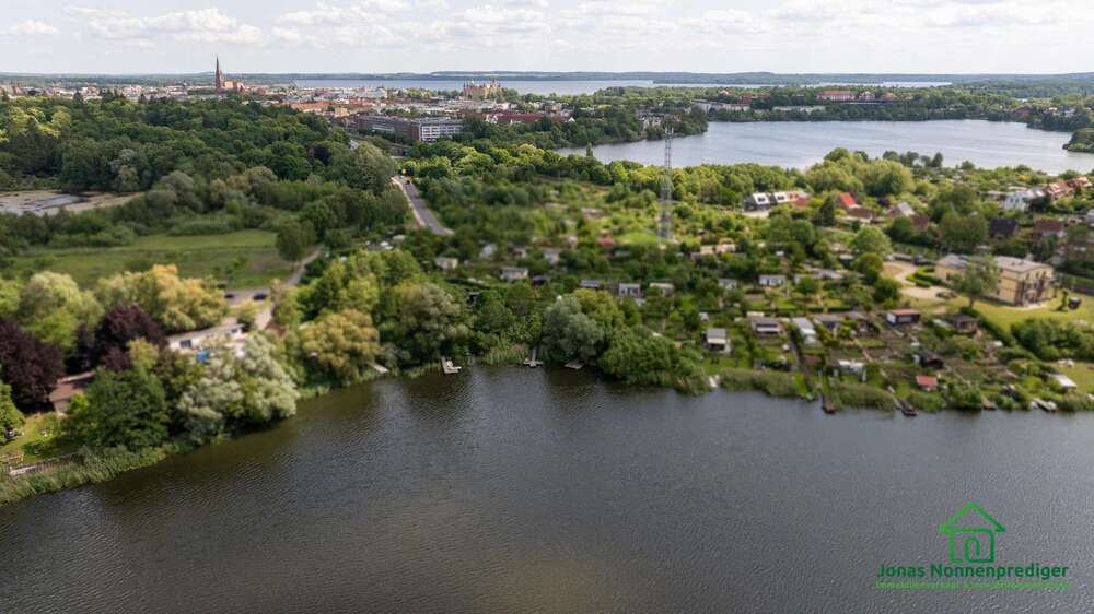 Einfamilienhaus Schwerin Gartenstadt - 1 Zimmer, 27 m&sup2;, 35.000&euro; | Angebot:26884326