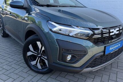 Dacia Sandero 13.795 km 18.485 &euro; Mölln 23879